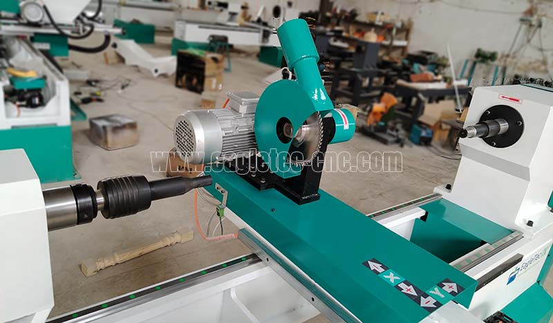 cnc woodworking lathe with power saw head for baseball bat fabrication